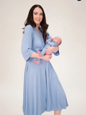 Lila periwinkle Labor + Maternity Wrap Robe
